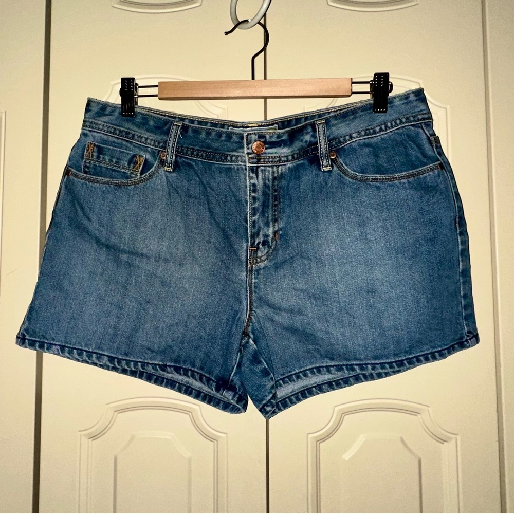 Old Navy Blue Jean Low Waist Shorts